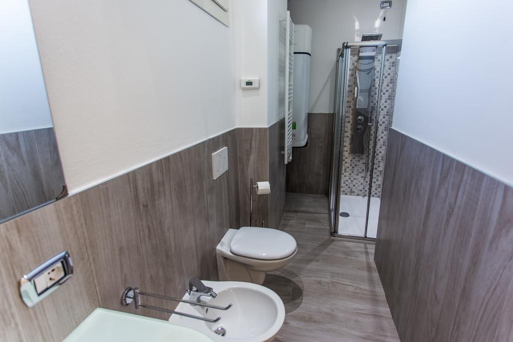 Lm House 01 Apartment Lonato Luaran gambar