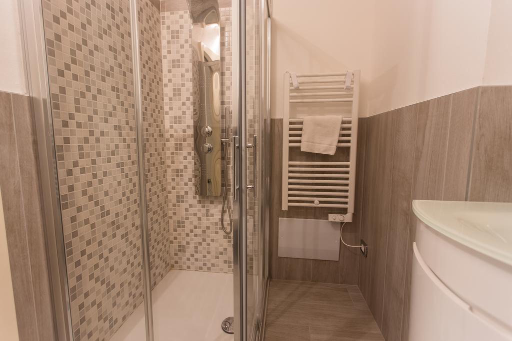 Lm House 01 Apartment Lonato Luaran gambar